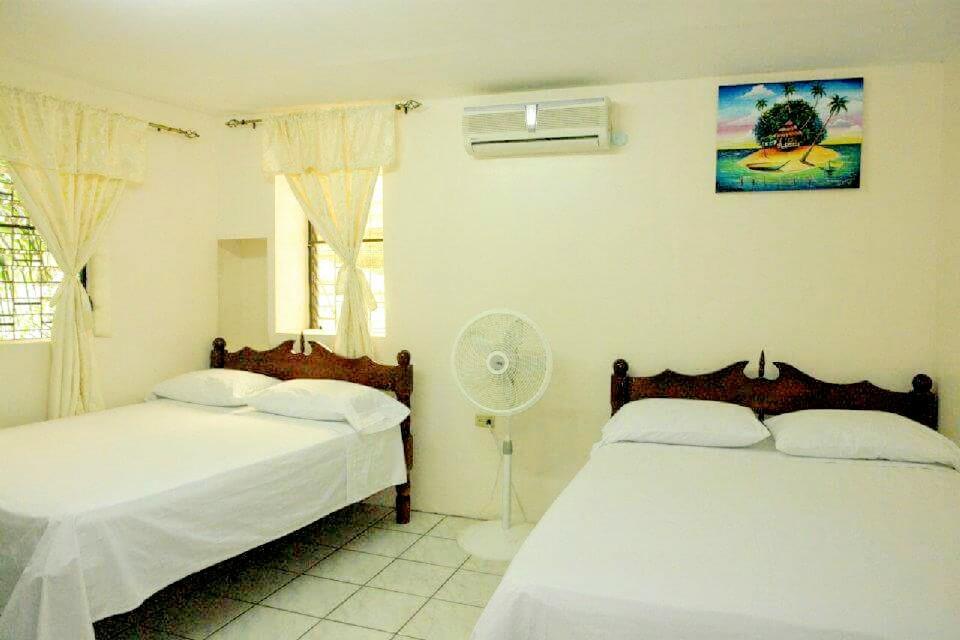 Sea Breeze Guest House Belize City Eksteriør bilde