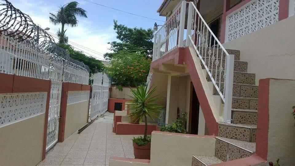 Sea Breeze Guest House Belize City Eksteriør bilde