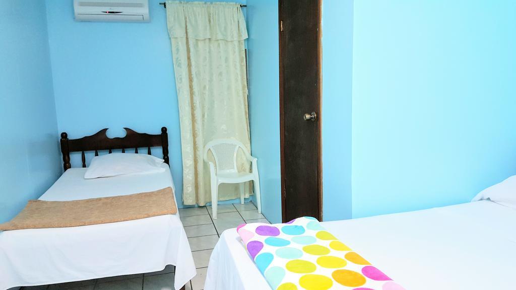 Sea Breeze Guest House Belize City Eksteriør bilde